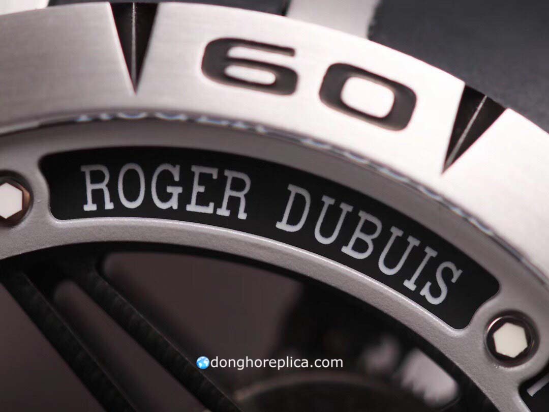 Đồng Hồ Roger Dubuis Excalibur DBEX0507 Tourbillon Replica