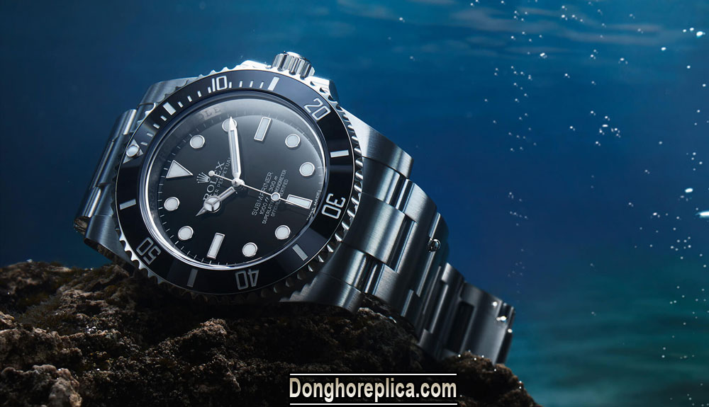 Đồng hồ Rolex Submariner mang trong mình thiết kế mạnh mẽ