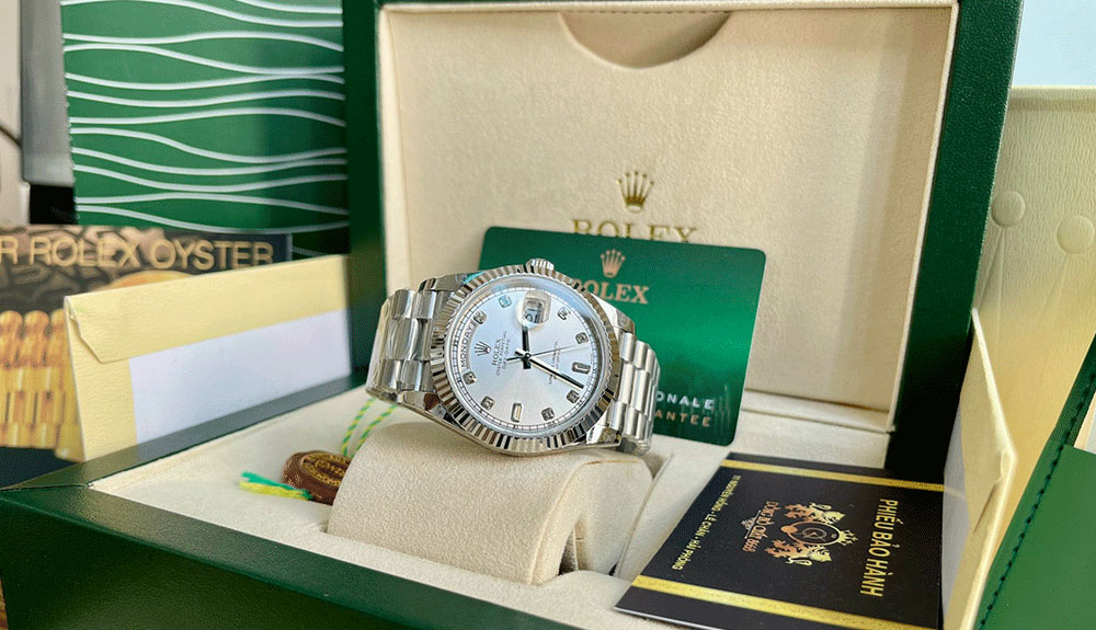 Cụ thể mức giá của các sản phẩm đồng hồ Rolex Fake cao cấp hay Rolex Super Fake sẽ từ 15 tới 30 triệu VNĐ.